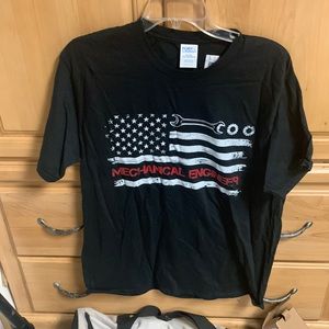 Large mechanical engineering American flag graphic tee